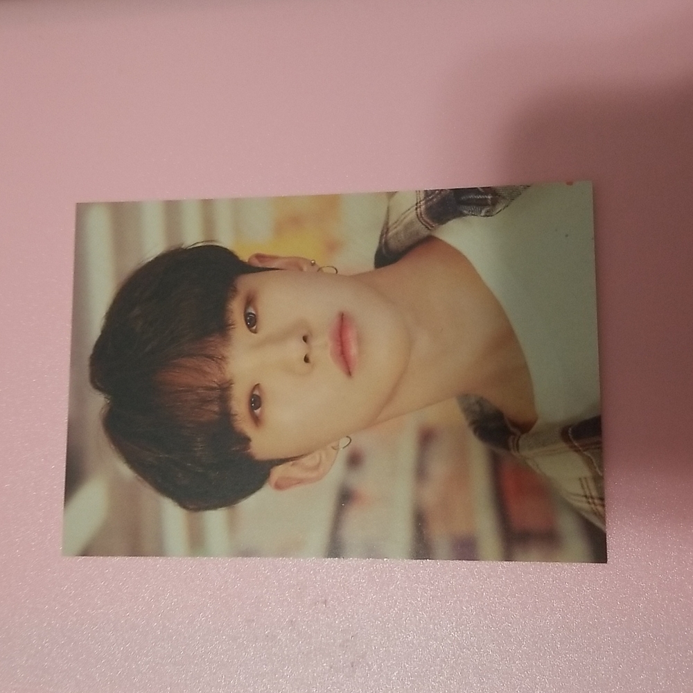 Hybe Insight Seventeen Hoshi photocard